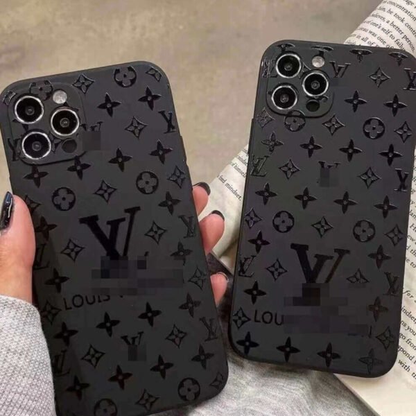 L series iPhone case 2009 | Trendy black presbyopia